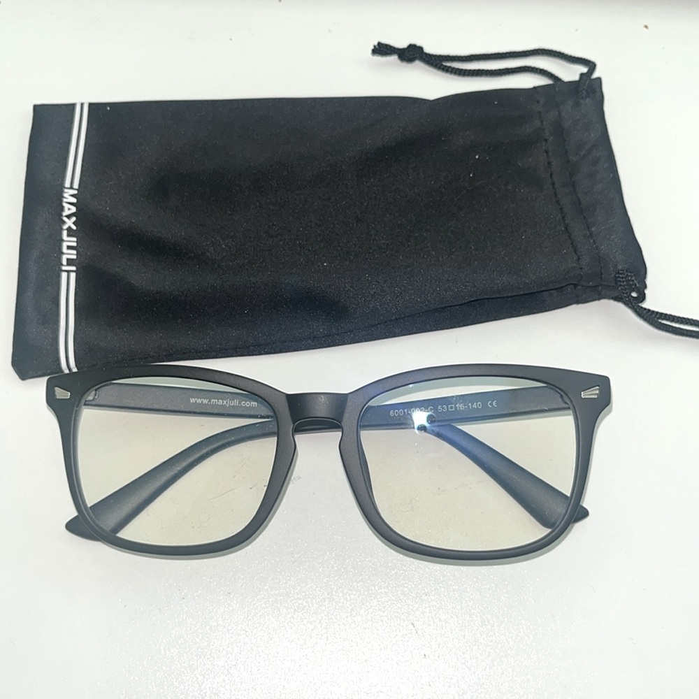 Maxjuli Black Blue Light Blocking Glasses